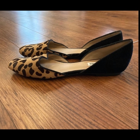 Steve Madden Calf Hair Slip On Flats Shoe Leopard - Picture 4 of 6